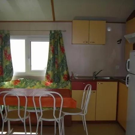 Mobile Homes Plage イエール